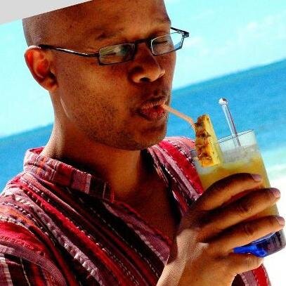 samsonmulugeta's profile picture. Journalist, dad, salsero.