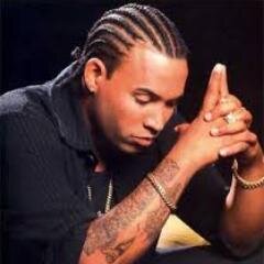 Soy El Rey Del Reggaeton Soy El Único Que E llegado a la sima Trayéndole Música Buena A mi Publico Querido william omar landron rivera Conocido Como DON OMAR