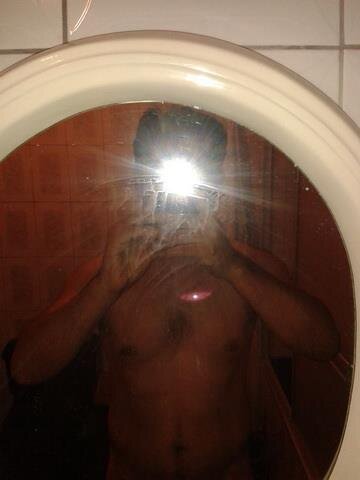 EscorpioRojoB's profile picture. Sincero, agradable, gracioso, trabajado y honesto. VOTA POR MI! xD