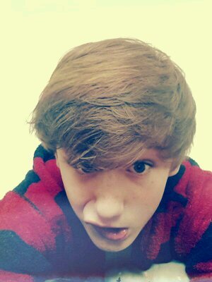 DanWithers1's profile picture. lol @ u