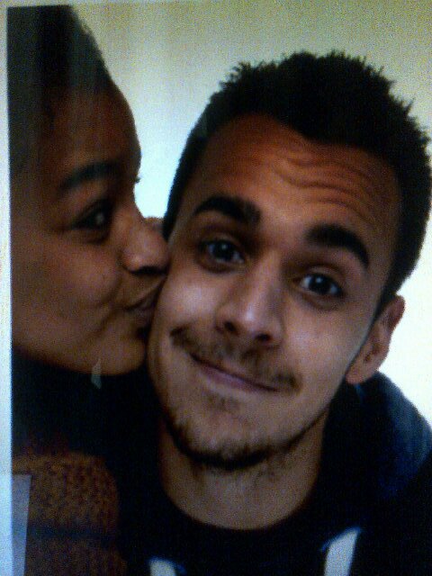 CrushAdos's profile picture. J'aime les personnes qui me critiquent car prisonnières de leurs jalousies, elle ne font que m'admirer.. ! Xx'  #RT