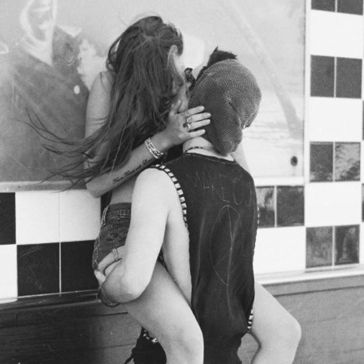#rp1 taken by aspen:* #rp2married to @EllieBear_Horan