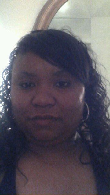 angeleyez35k's profile picture. 