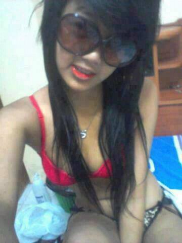 ♦Single♦Jangan deket-deket nanti naksir loh^.^♦Masih nekat deket-deket harus ngasih Silverqueen♦Mantion for follback♦Ladies Night of Anggrek sexydancer est.2012