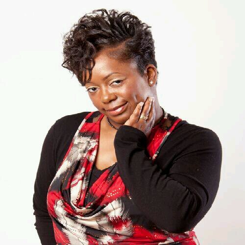 Funloving church girl who loves God, family & friends as well as singing...
