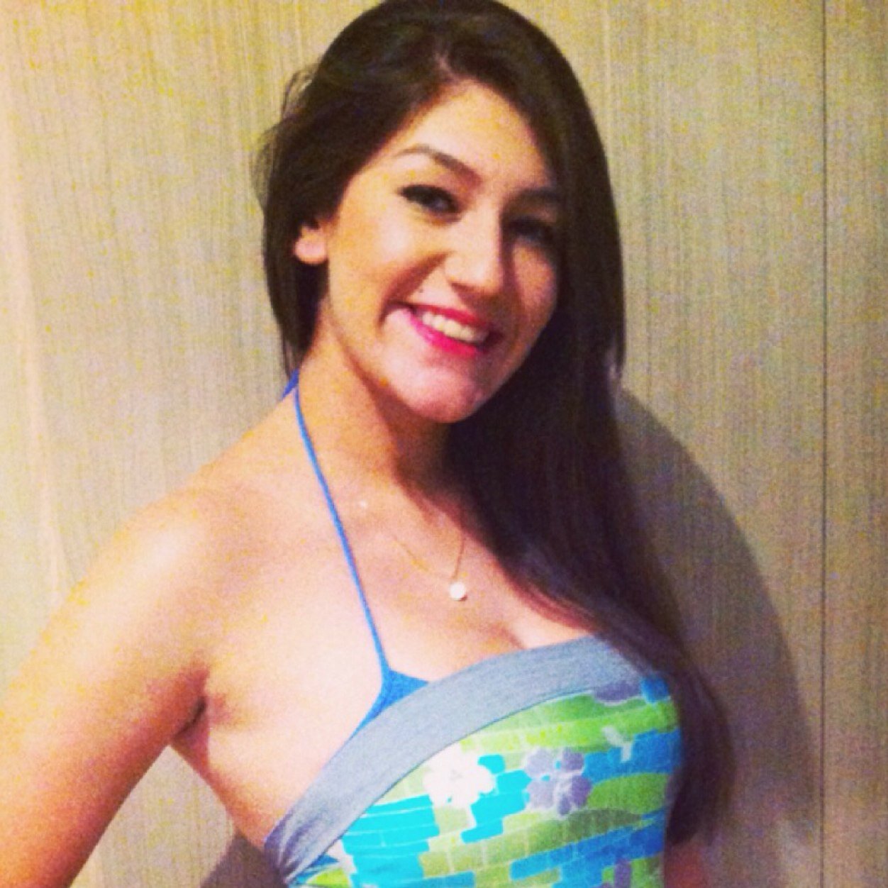 http://t.co/g0zrWVTs ''dias ruins todo mundo tem , ja jurei pra mim não desanimar'' ♫
