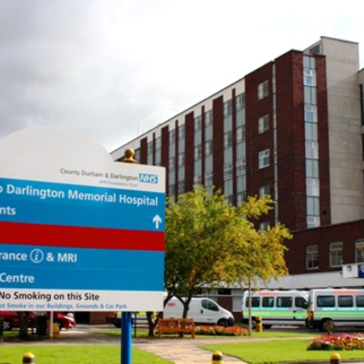 Welcome to the twitter page for CDDFT Pharmacy. We have Pharmacies at DMH, UHND and a team at BAH.
@CDDFTNHS