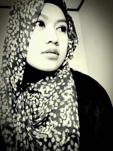 bona_karina's profile picture. I love singing , sport, teaching, and @ham_14 very much 
http://t.co/GCfKiCN65y