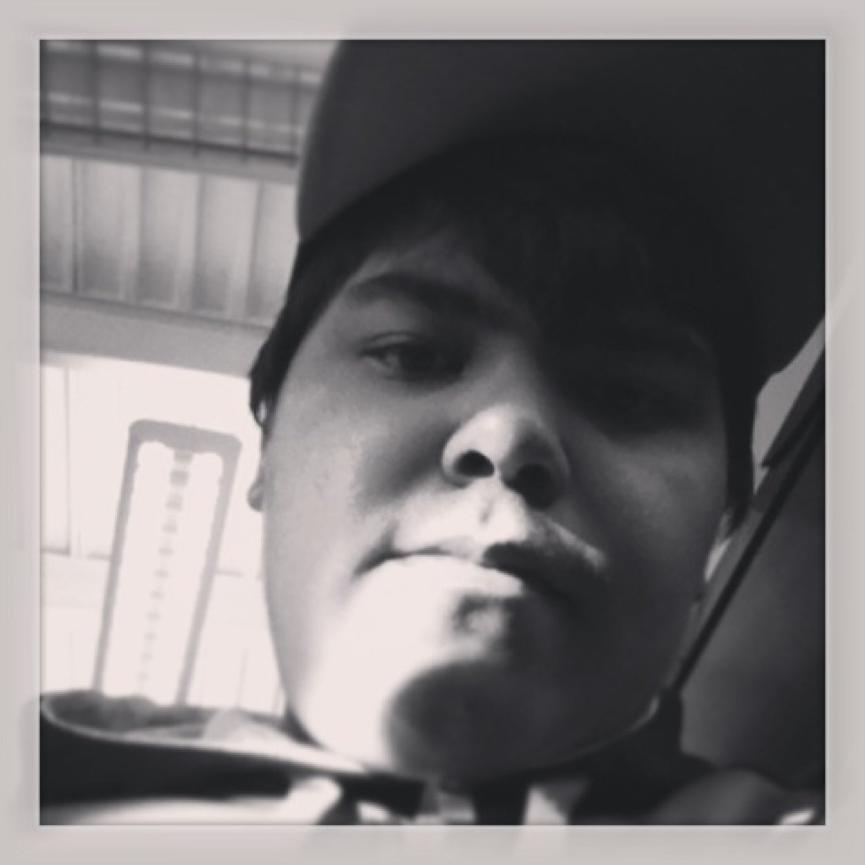 Follow me and ill follow back new twitter account!!!
