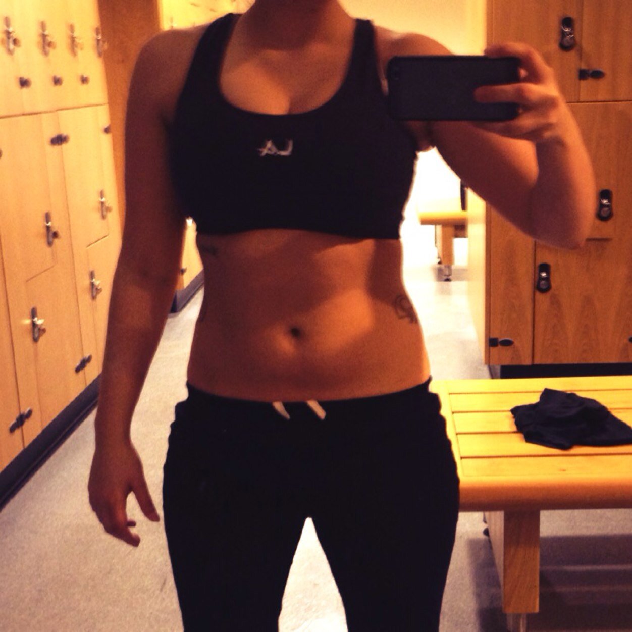Robyn26991's profile picture. Aspiring Fittie. Live life, one rep at a time. 53. CW: 128lbs. Lets change this!