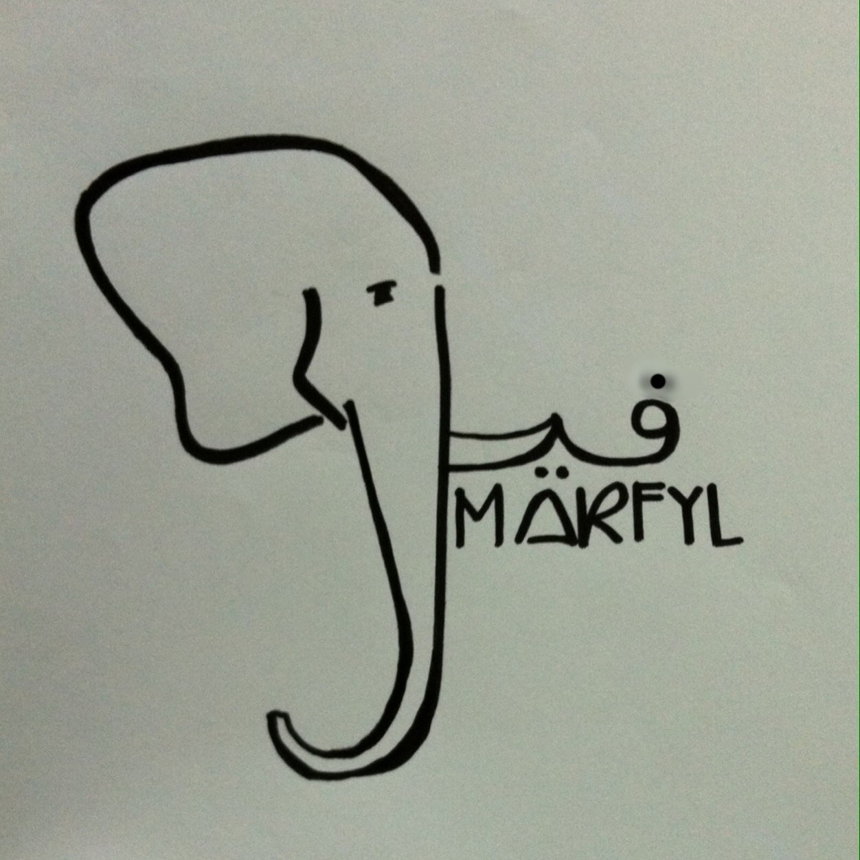 Busco compartir mi placer por el diseño con los demás, tomando cualquier objeto como reto para hacerlo mi cuaderno de dibujos, ayúdame a encontrar tu diseño.