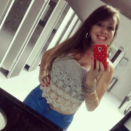 Sou uma dessas pessoas sem graça. Que se irrita fácil com barulhos, que se sente tímido em meio à multidão, se deixa levar pelo coração