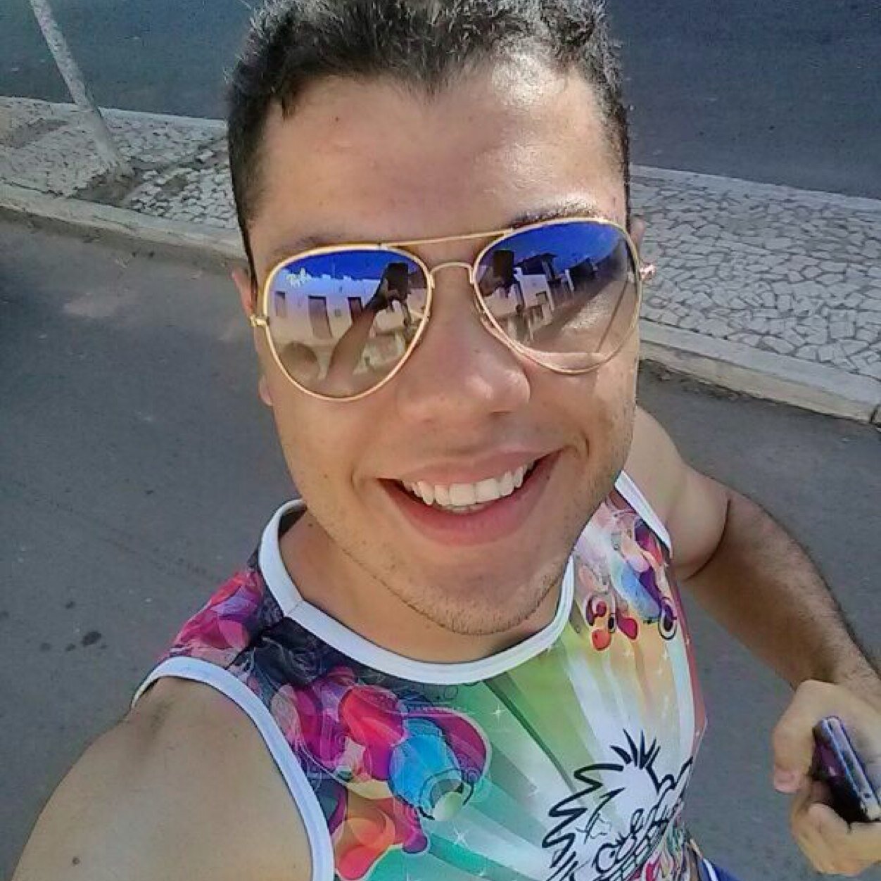 junior_salviano's profile picture. 