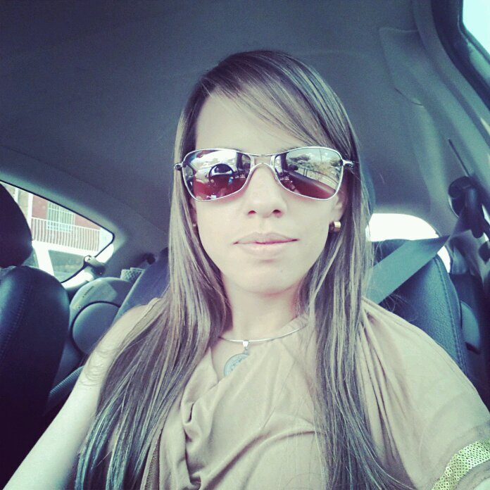 Ing. Informatica.
Mamá de Briana.
Somos todos, somos uno; el principio unico el Ser Uno.