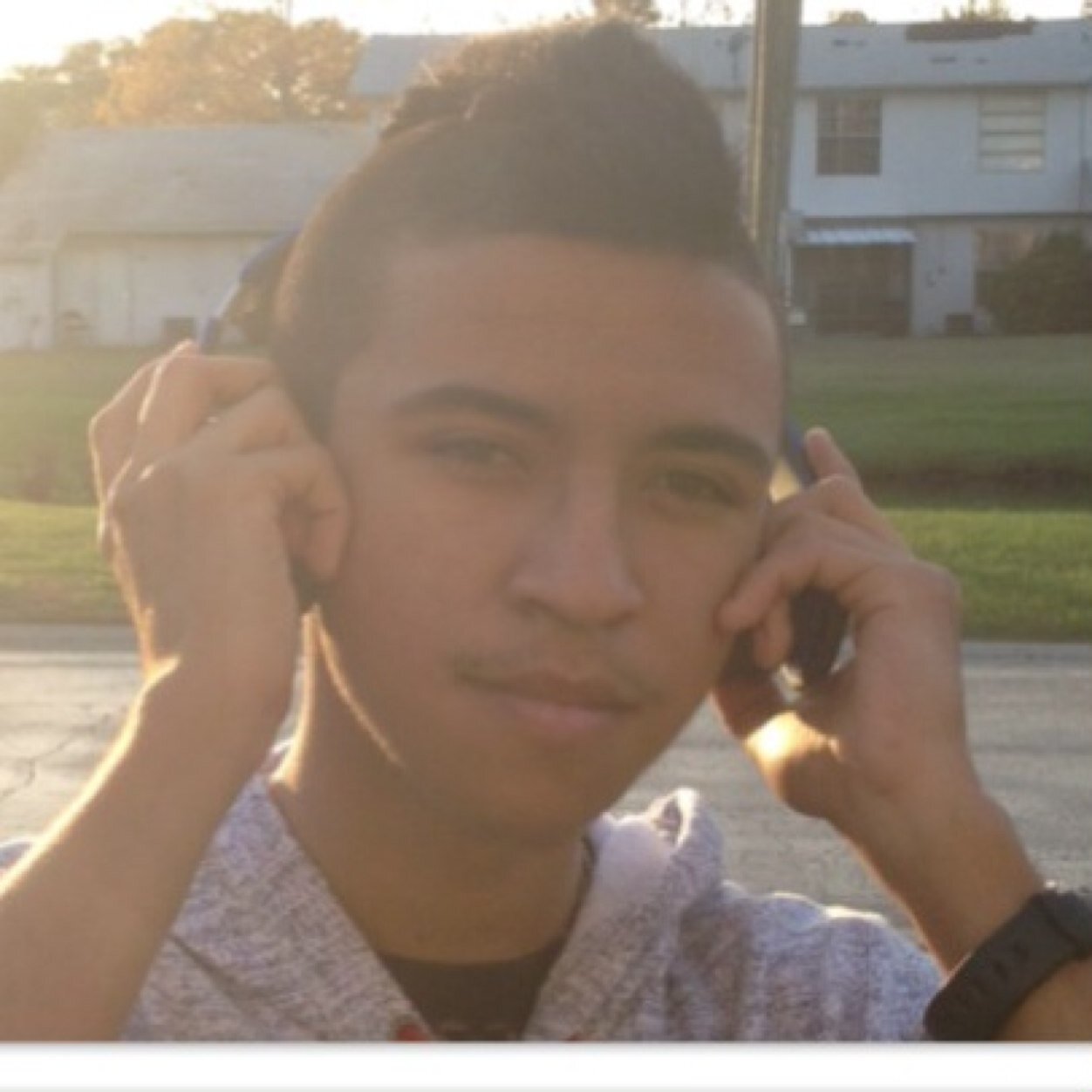 armystrong328's profile picture. 