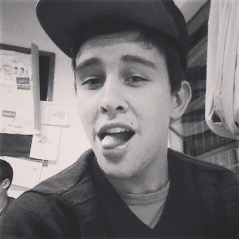 Amo novinha      whatsapp:( 54) 96956102