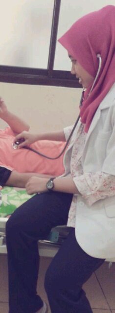 PIN BB 2822DAA3_I'am Midwife