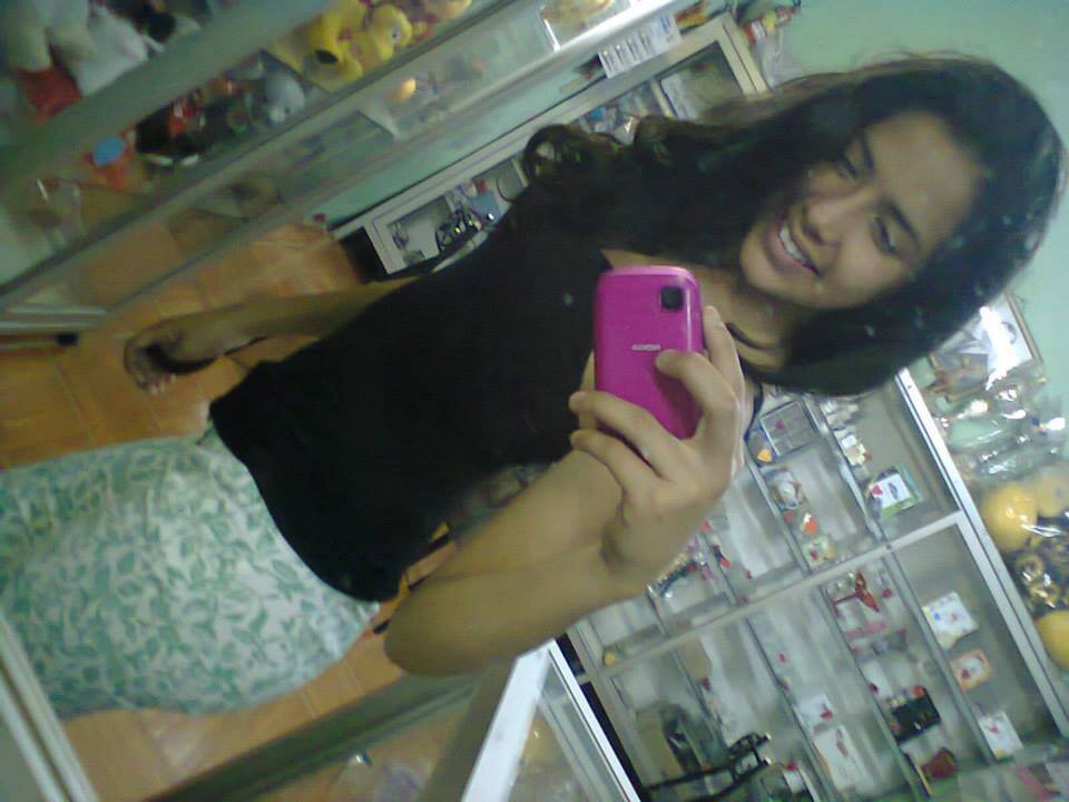Holaaaaaaaaa twitteros Saludoteeeeees 3 3 3
