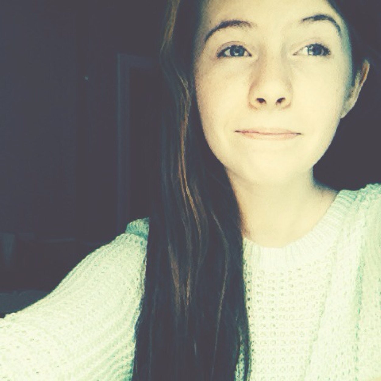 maarissanicole's profile picture. ıғ oɴɛ dɑʏ тʜɛ spɛɛd kıʟʟs ϻɛ doɴт cʀʏ... вɛcɑusɛ ı ωɑs sϻıʟıɴɢ-pɑuʟ ωɑʟkɛʀ