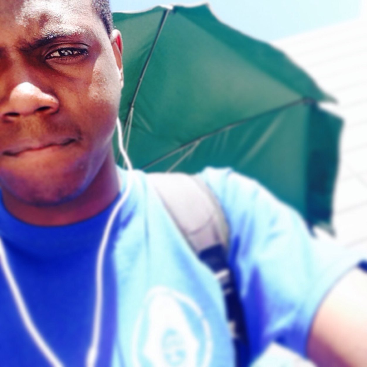 My name is Loser my Life is set Make 10million a year. Working hard like the rest. Garage full of big boy toys. Buying my first foundation next year.... XxRedxX