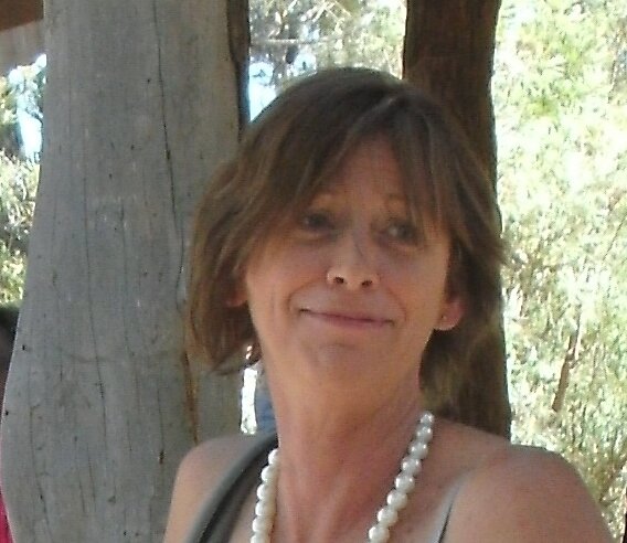 DeborahDesForge's profile picture. 