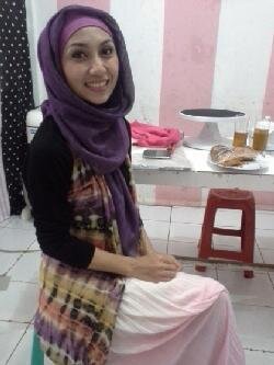 Pengusaha kue | Pecinta kuliner | mencoba hal baru yang belum pernah di lakukan