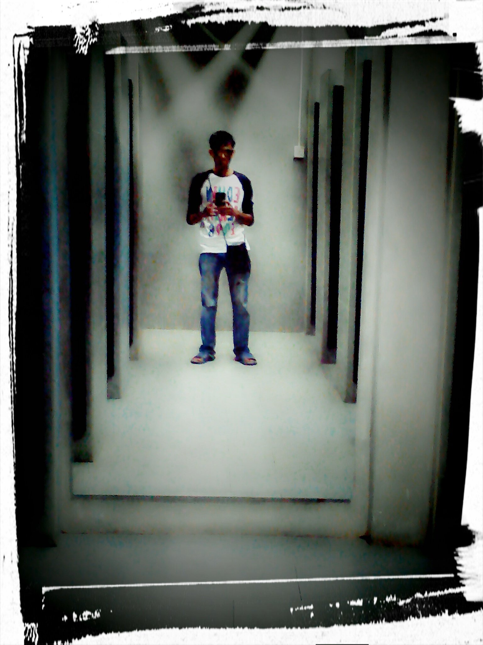 eywan26's profile picture. 