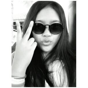 Please Follow my new account @diyanurr8
