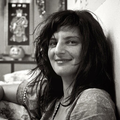 designer. maker. dancer. facilitator. mindfulness.stillness-dancing practice.