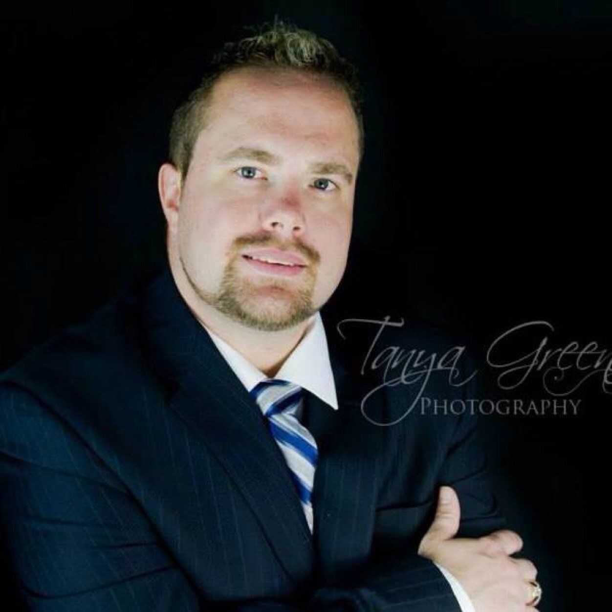 Professional salesman of 14 years. Breaking the stigma of the sleazy car salesman. FREE TEST DRIVES & gift with test drive. Make money sending me referrals