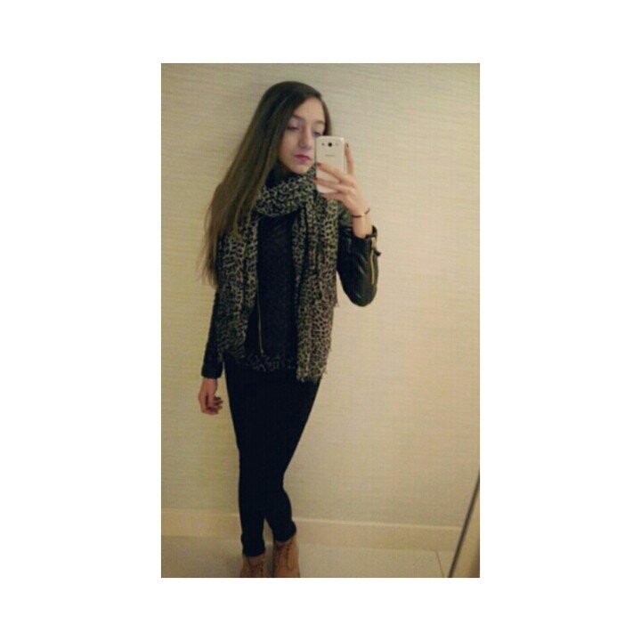instagram: xmerlee_