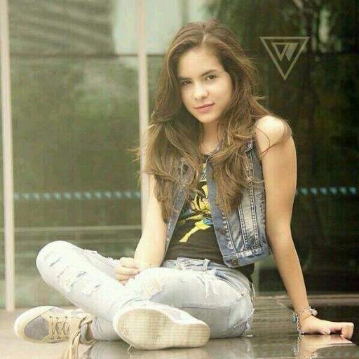 Official StefAddict from Bandung. #WeAreStefAddict #StefAddictTillTheEnd #ProudToBeStefAddict BFF: @CVSidoarjo_ @CassieV_Jkt @CVersJabar @SaalshaLovaMDN
