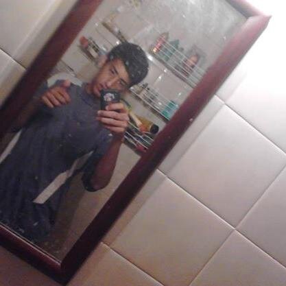 cristiancitooh7's profile picture. El Humo Flota y Me Tranquiliza 
Si Es Alto El Efecto Tal vez Me De Risa ;)