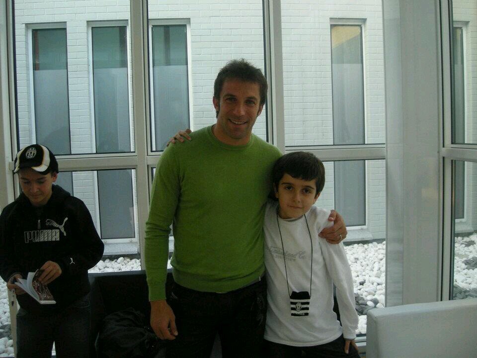 UGarripoli's profile picture. 