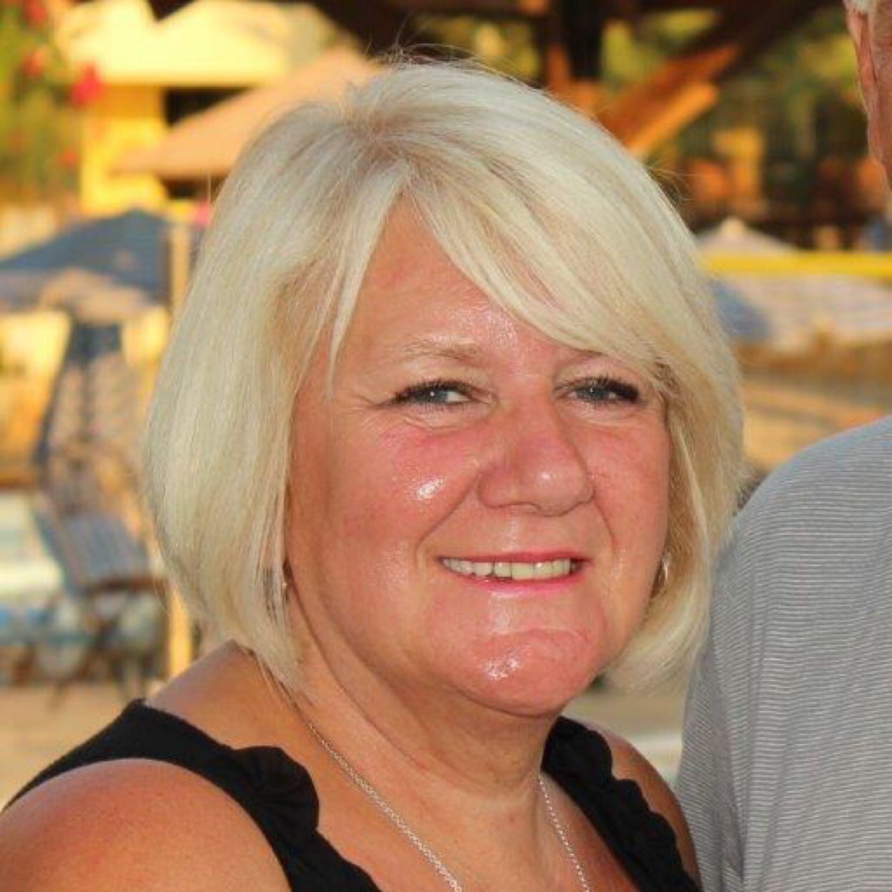 TPraagh's profile picture. love live music and my family