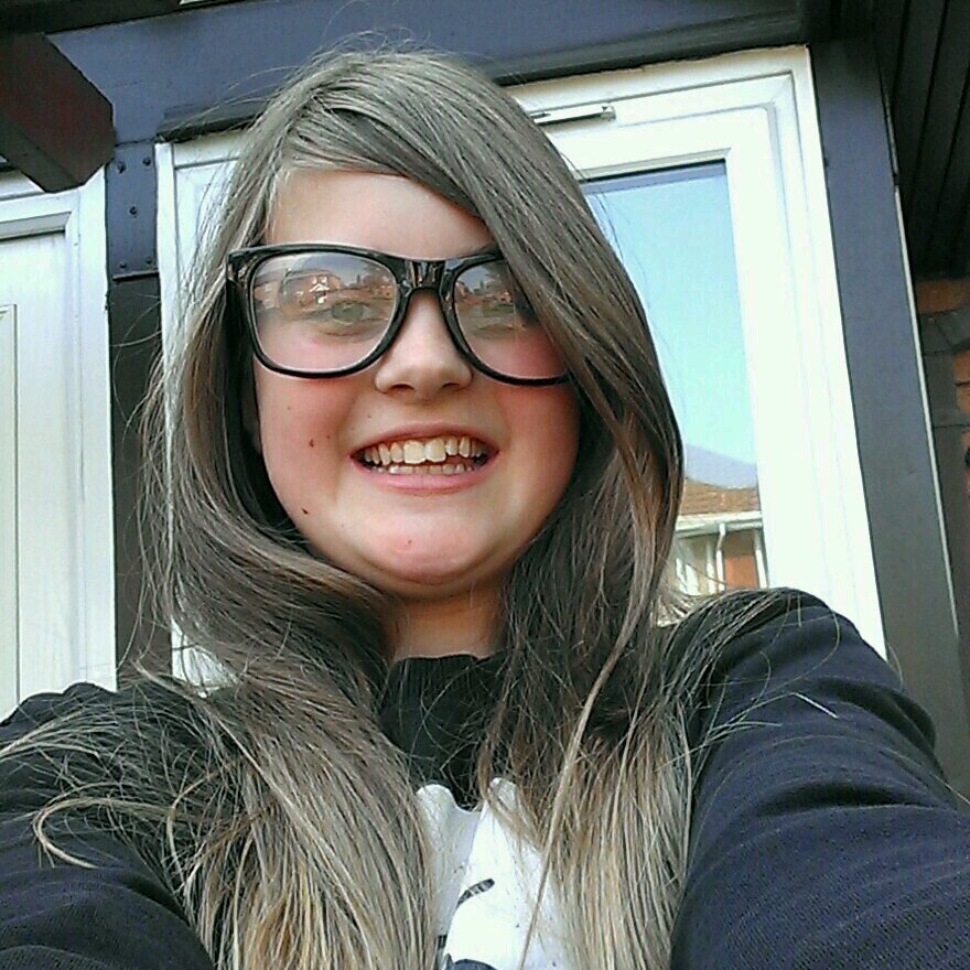 I love one direction.  Xxxxxxx