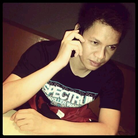 Ebri_ST's profile picture. 