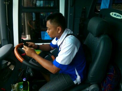 IPOMI IKATAN PENGUSAHA OTOBUS MUDA INDONESIA