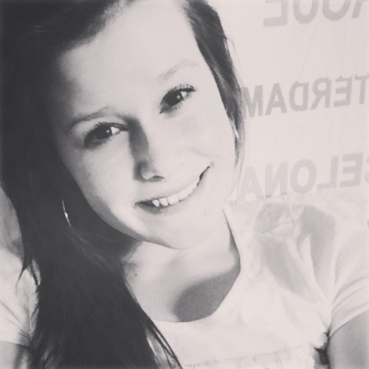 15 jaar ~ kmc ~ 3 vwo ~ hip hop ~ my family x ~ love @haaijady @teddy_menke ~ instagram: _lisa_dd
