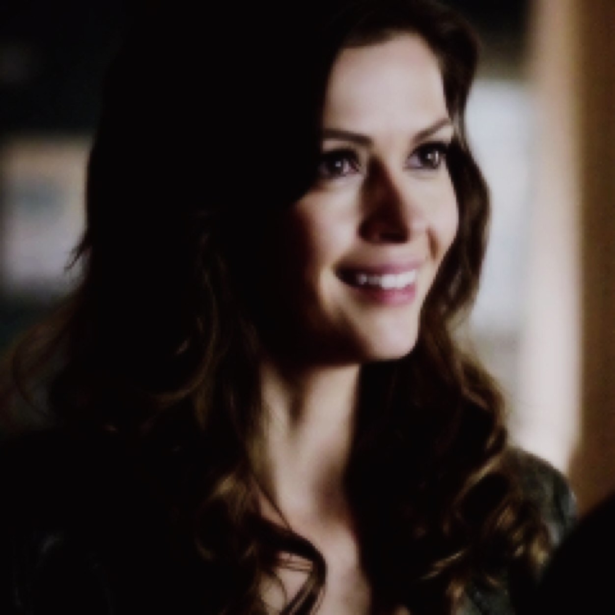 MurderousVixen's profile picture. Everything I did, I did it for @CalamitousKat. No matter what, she's my mother. I need to forgive her. [[ #MS | #TVD | 18+ ]]