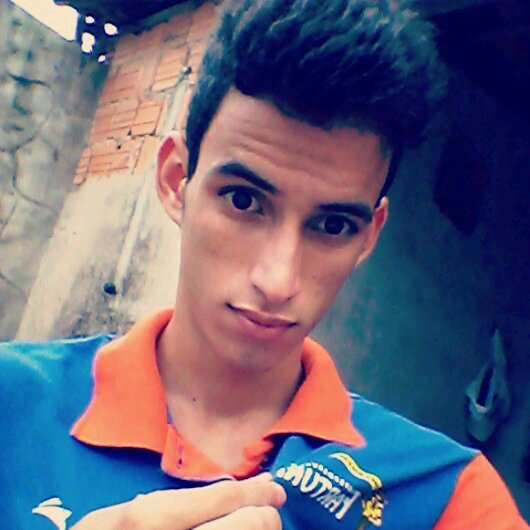 E-mail -  lc.s@hotmail.com                                http://t.co/cTYBGElXDr