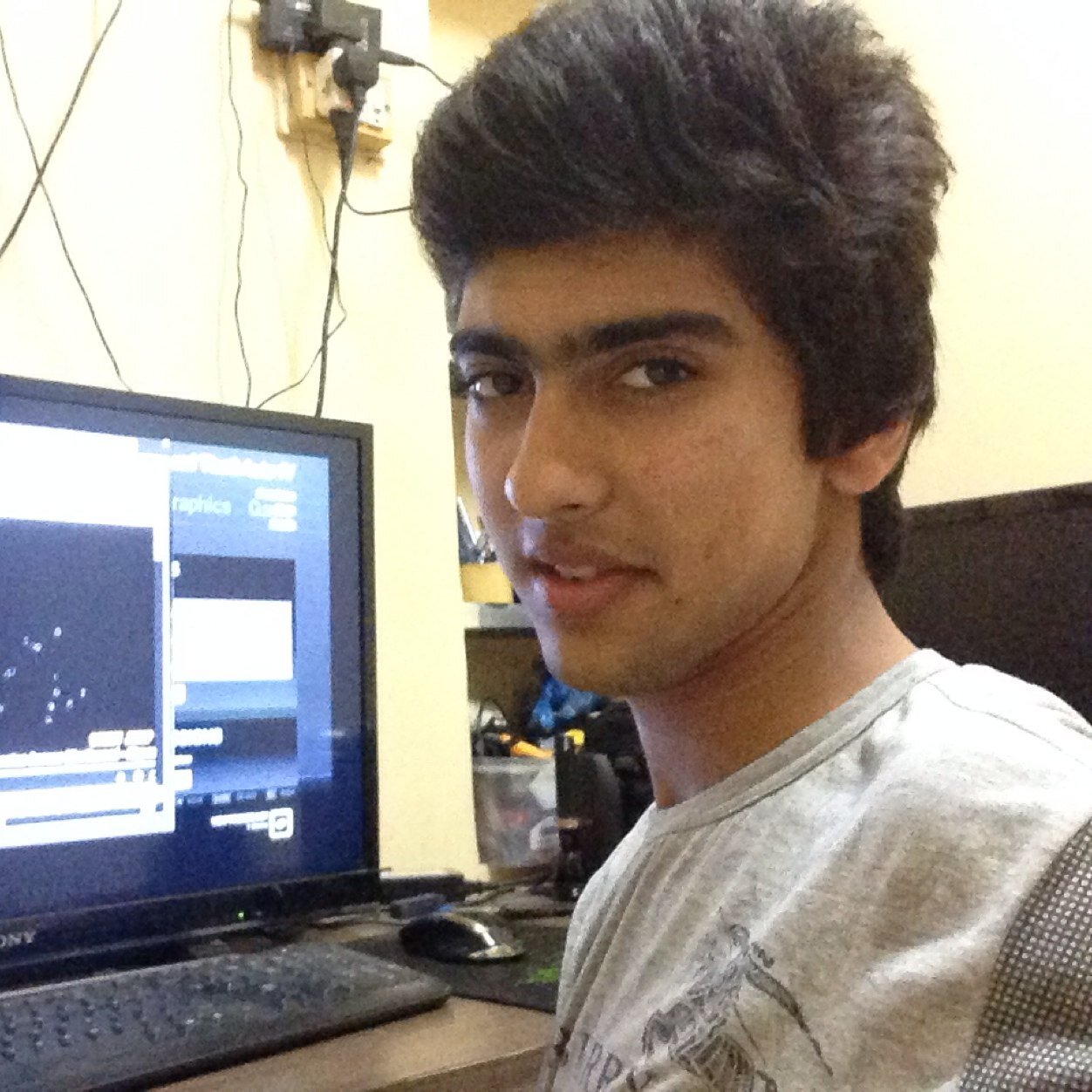 Hey there ! My name is GAARGAY MODHA Im from GUJARAT PORBANDER I like to play games Hangout with crazy friends Do crazy stuff.... and much more ...