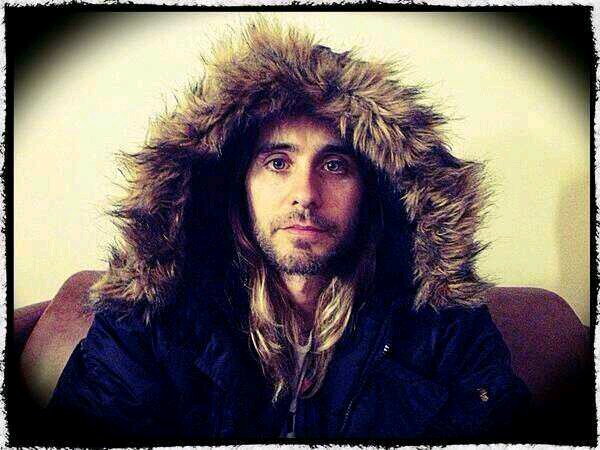 Cantante, actor y tropecientasmil cosas más. Os quiero #echelon.Métete con mi música y será algo personal... ♥Anna es mi dulce Tomatinho♥ Erin♥♥ #RolFamosos