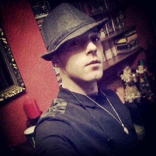 23 and getting younger xD..   #Instagram .. #juniorharbach