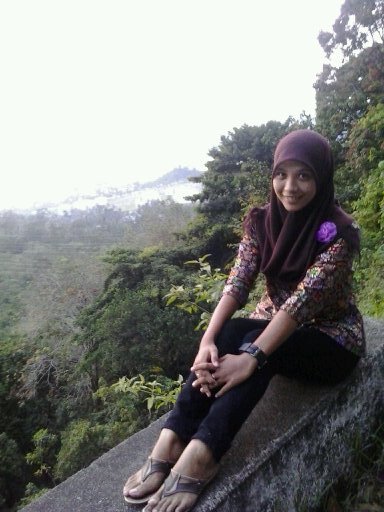 FidoraNina's profile picture. cra nge tweet gmn si??