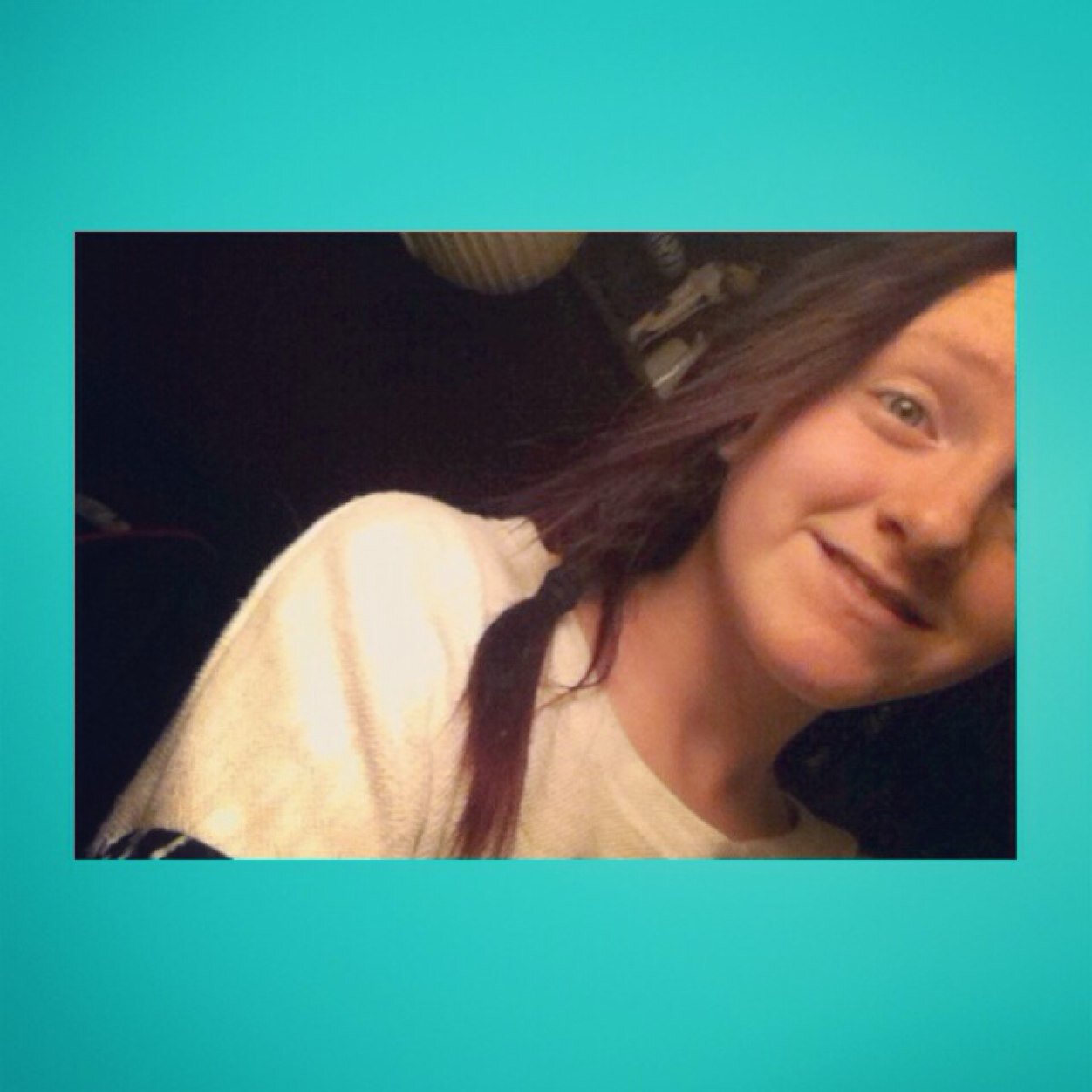 My real name is karissa kay fuller... My life is one direction... I stick up for them all the time! I want there numbers! I wish i could date one lol