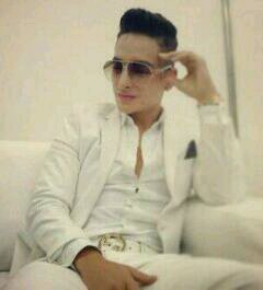 Amodoro 3  a @Maluma Colombia Me Encanta Su Sonrisa & Espero Ke Sea Pronto Nuestro Encuentro.