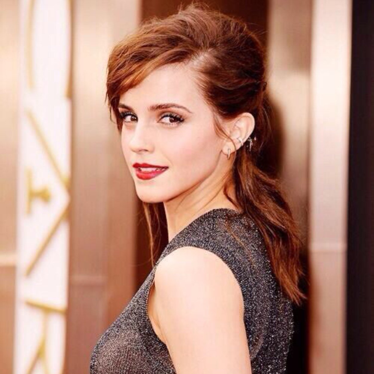 i'm a huge Potterhead and big fan of The Hunger Games.