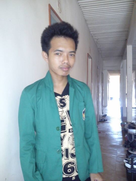 UNIVERSITAS MUSLIM INDONESIA FIKOM 011