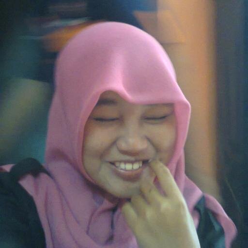 atmaja_maulida's profile picture. susahnya saya demi kalian ibu dan bapakku